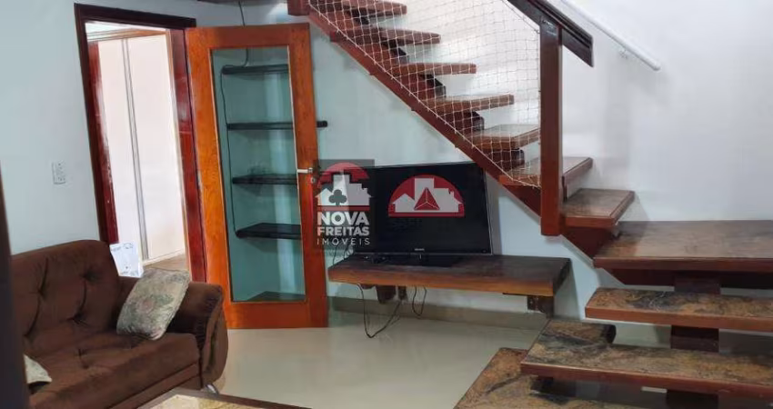 Casa Sobrado Padrão em Caraguatatuba