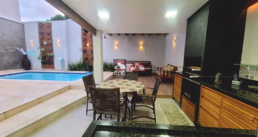 Casa Padrão em Caraguatatuba