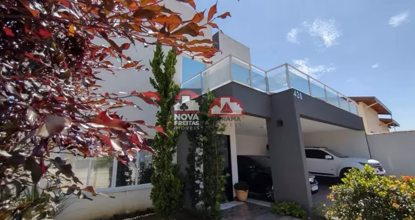 Casa Sobrado Padrão em Pindamonhangaba