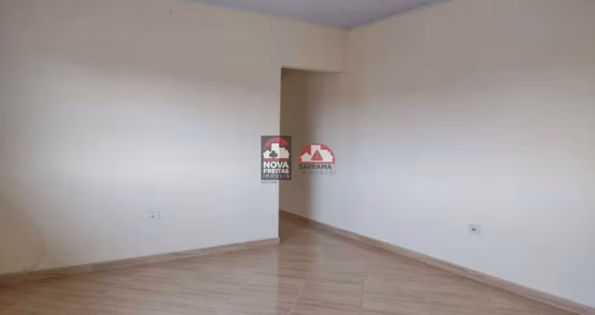 Casa Sobrado Padrão em Caraguatatuba