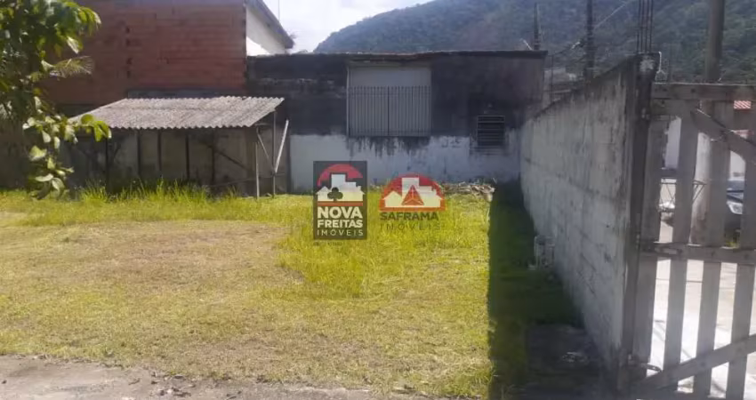 Terreno à venda na Rua Queluz, 581, Sumaré, Caraguatatuba