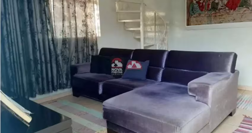 Casa Sobrado Padrão em São José dos Campos