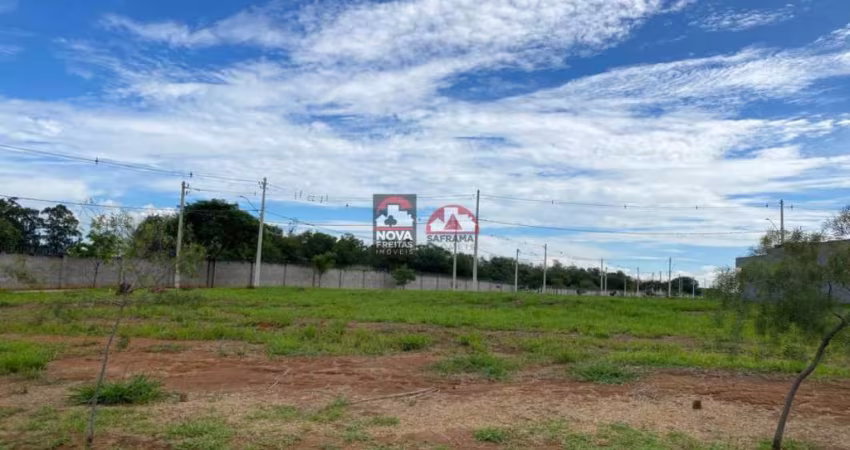 Terreno à Venda no Bosque da Imperatriz
