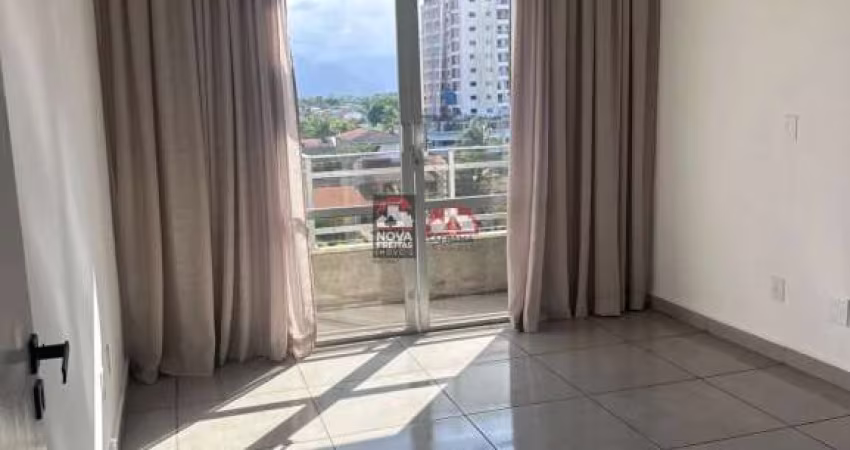 Excelente Apartamento à Venda no Bairro Porto Novo - Frente Mar - Condomínio Miramar