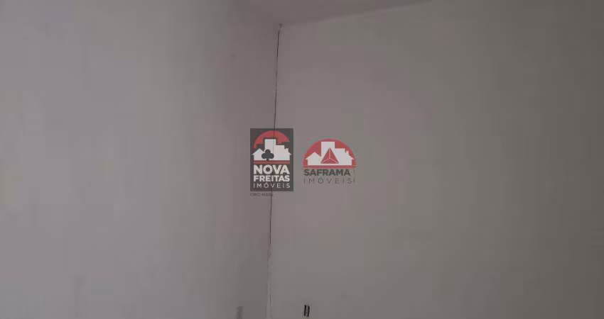 Casa a Venda no bairro Jardim São Dimas, em São José dos Campos/SP, com facil acesso as principais vias da cidade. Proxima as escolas COC, Poliedro e Anel Viario.