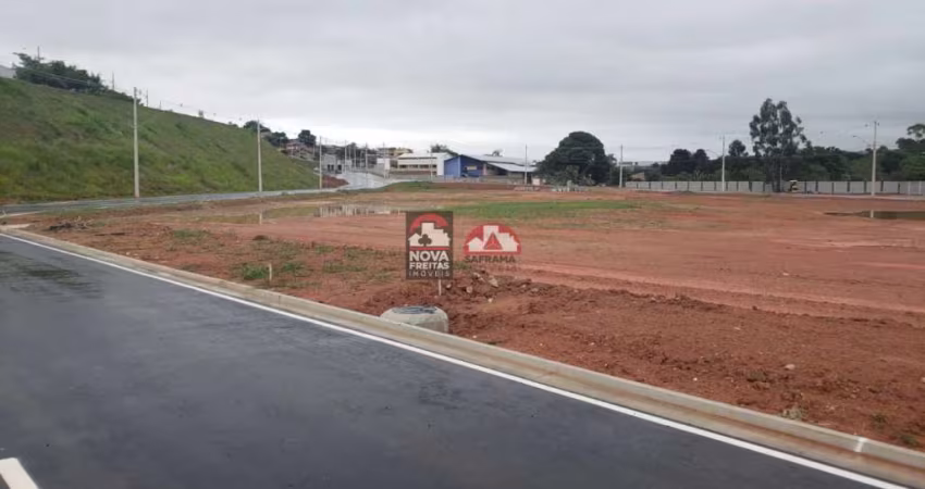 Terreno Padrão em Jacareí