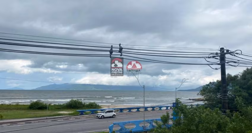 EXCELENTE APARTAMENTO FRENTE MAR BEM LOCALIZADO NO CENTRO