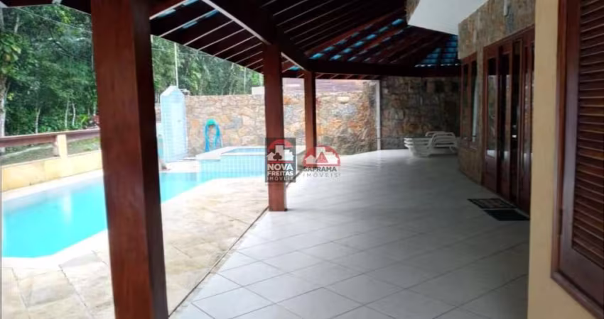 Casa Condomínio em Caraguatatuba