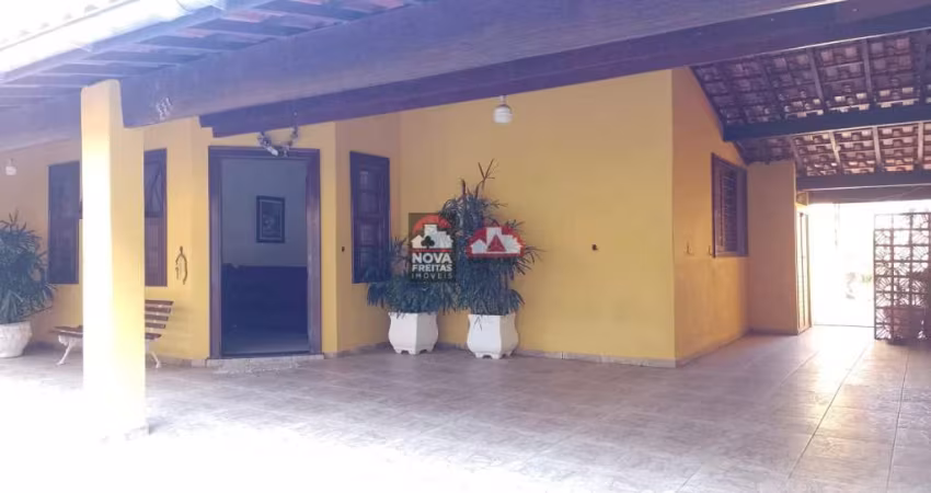 Casa Padrão em Caraguatatuba