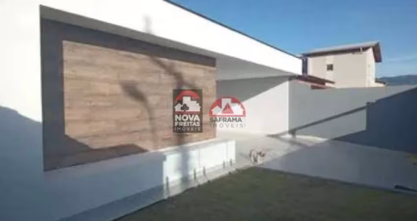 Casa Padrão em Caraguatatuba