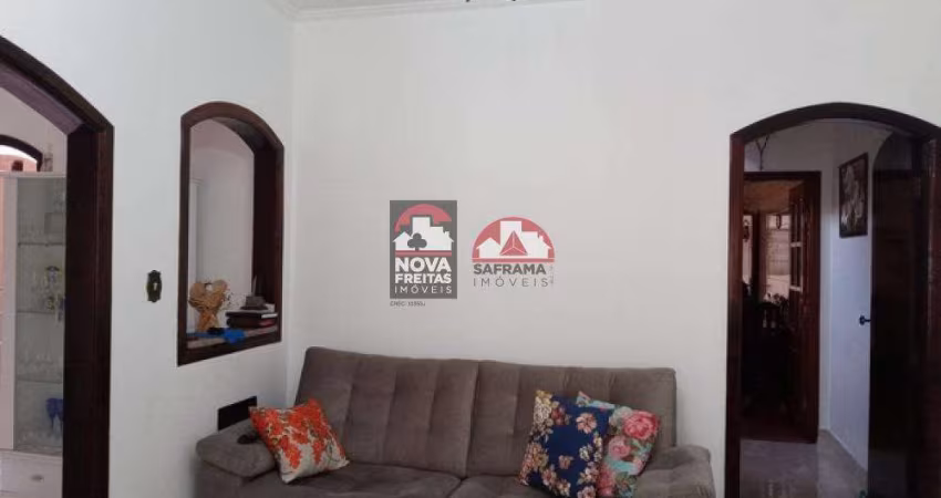 Casa Sobrado Padrão em São José dos Campos
