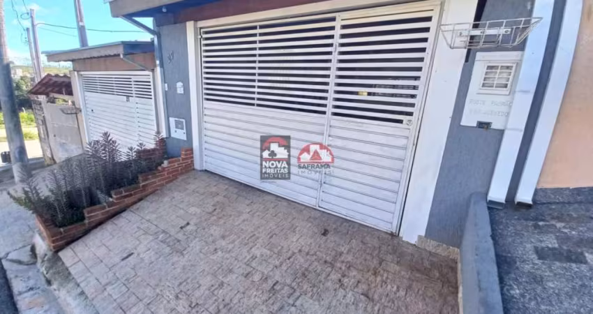Encantadora casa de 3 dormitórios, sendo 1 suíte, localizada no charmoso bairro Hípica Pinheiro em Taubaté.