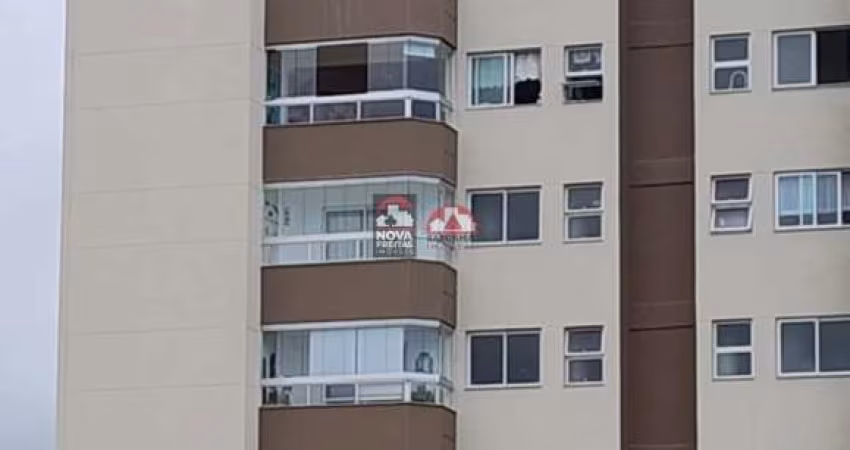 Apartamento Duplex em Caraguatatuba