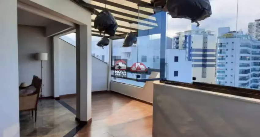 Unico duplex cobertura pé na areia