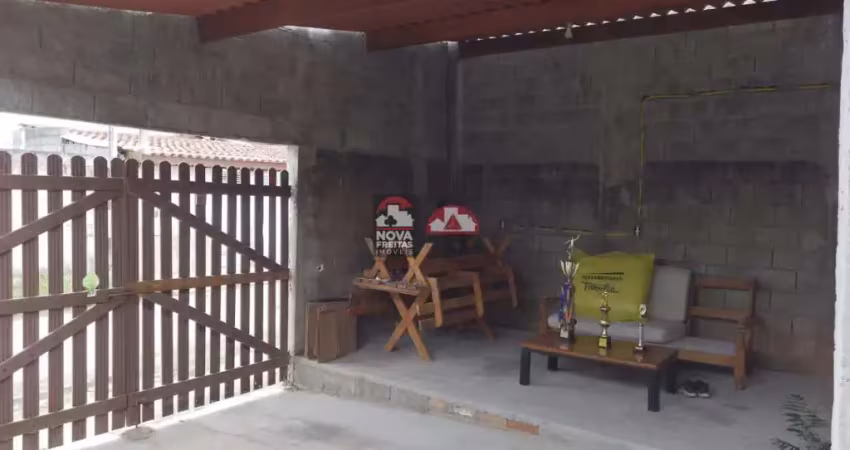Casa com dois dormitórios aceita  financiamento