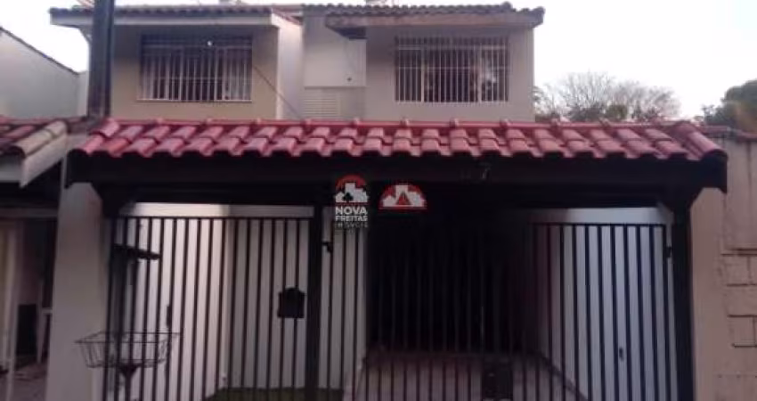 Casa assobradada com vista para Serra da Mantiqueira
