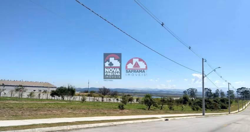 Terreno Padrão em Condomínio em São José dos Campos