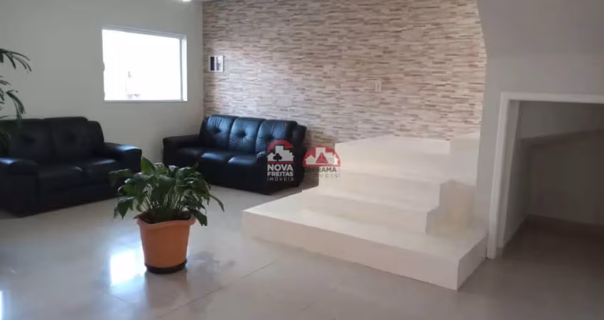 Sobrado à Venda no Bairro Mombaça I - Pindamonhangaba