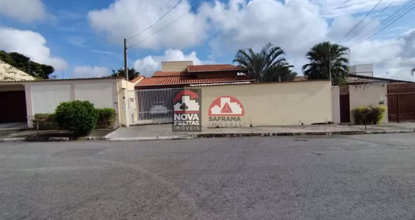 Casa Padrão em Pindamonhangaba
