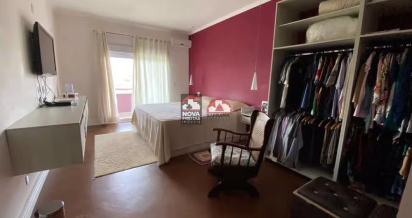 Casa Condomínio em Jacareí