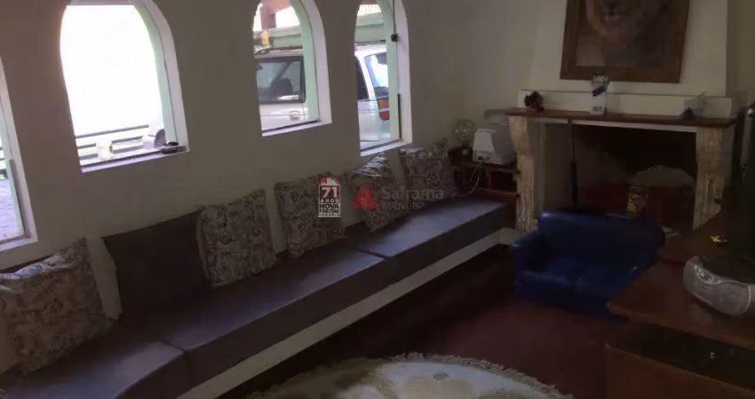 Casa Sobrado Padrão em São José dos Campos