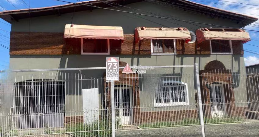 Casa Sobrado Padrão em São José dos Campos