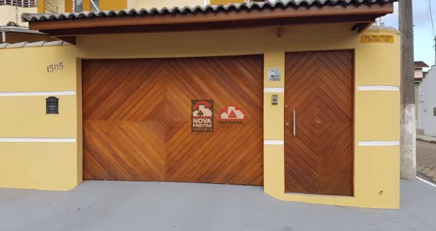 LINDO SOBRADO EM BAIRRO NOBRE DE CARAGUATATUBA!