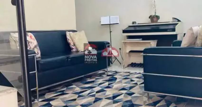 Casa Sobrado Padrão em Pindamonhangaba