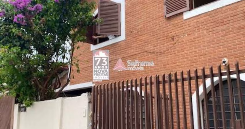 Casa Sobrado Padrão em São José dos Campos
