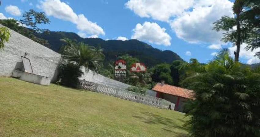 `Sua Chácara dos Sonhos :Tranquilidade e beleza natural