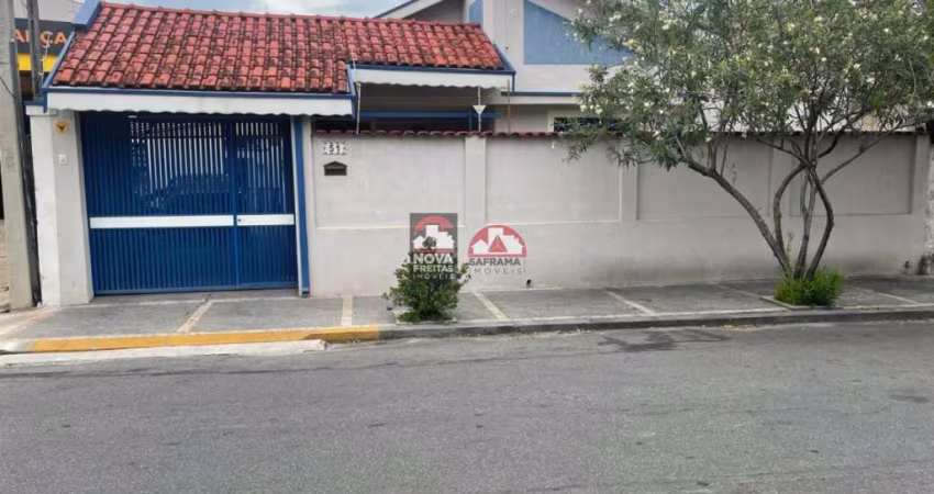 Casa à Venda no Alto do Cardoso - Pindamonhangaba/SP