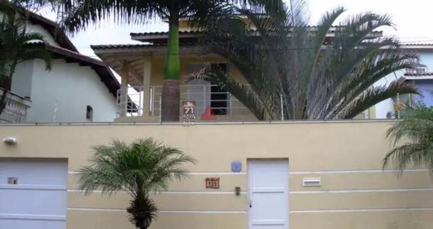 Casa com 4 quartos à venda na Avenida São Paulo, Sobrado, 139, Jardim Primavera, Caraguatatuba