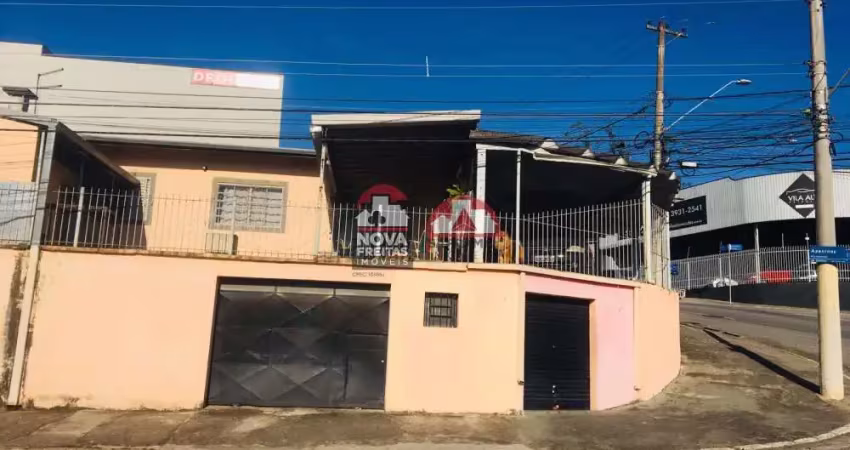 Casa Sobrado com ponto Comercial em São José dos Campos