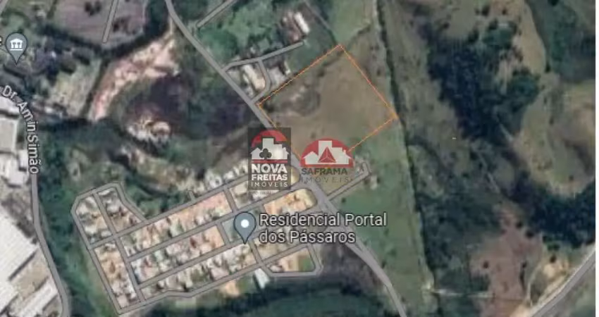 Terreno à venda na Estrada Municipal Glaudiston Pereira de Oliveira, S/N, Putim, São José dos Campos