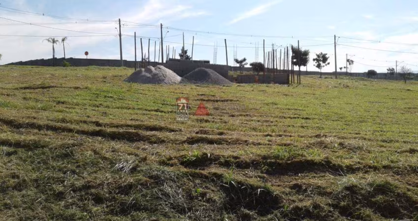 Terreno Padrão em Condomínio em Caçapava
