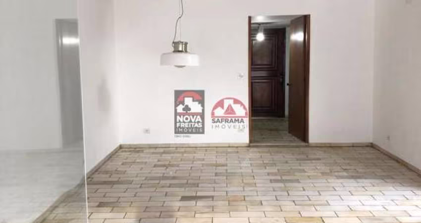 Casa Sobrado Padrão em Pindamonhangaba