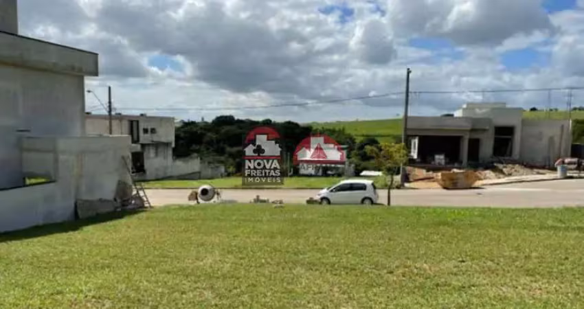 Terreno em condomínio fechado à venda na Avenida das Palmeiras, 100, Bairro do Grama, Caçapava