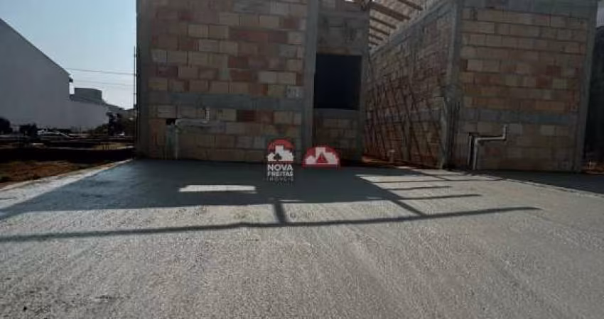 Casa em Construção à Venda na Terra dos Ipês I - Pindamonhangaba