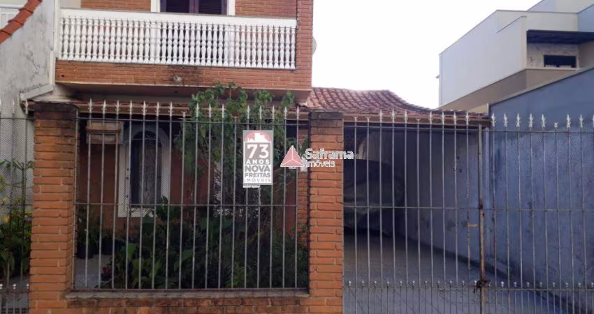 Casa Sobrado Padrão em São José dos Campos