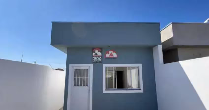 Casa à Venda no Portal dos Eucaliptos em Pindamonhangaba
