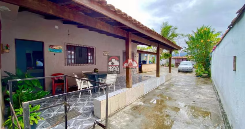 Casa Padrão em Caraguatatuba