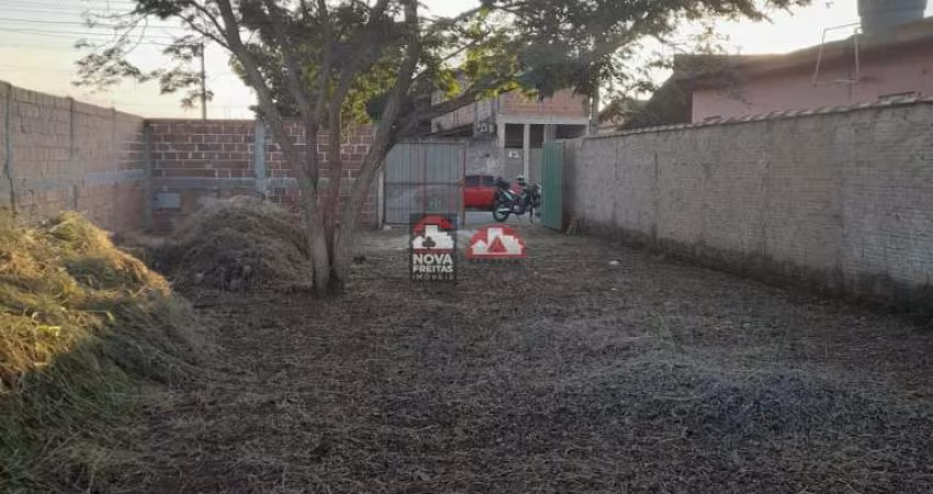 Terreno à Venda no Bairro Laerte Assumpção - Pindamonhangaba