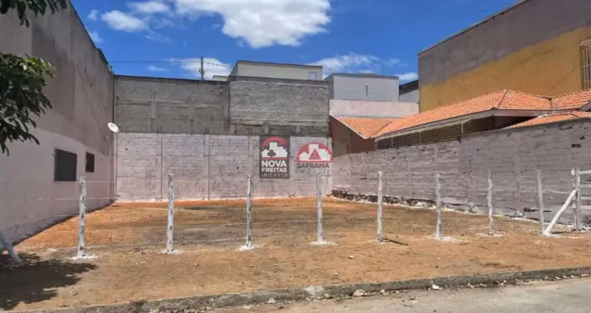 Terreno Padrão em Jacareí