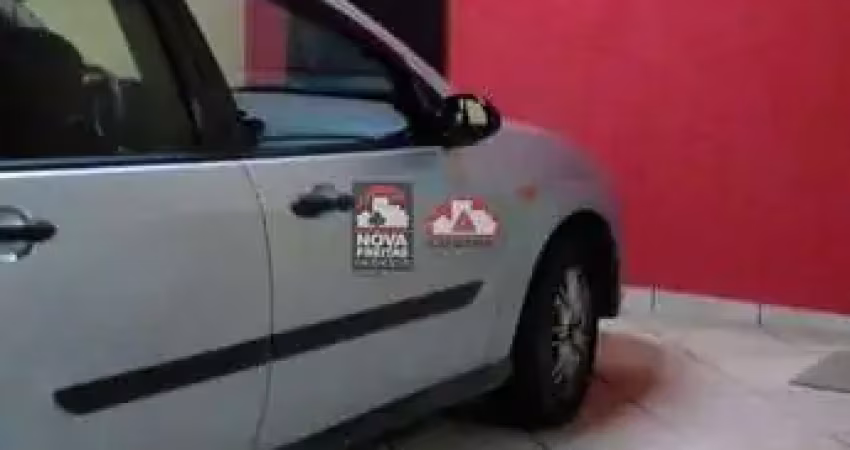 Casa com 3 quartos à venda na Rua Boaventura Moreira Damasco, 33, Jardim Rafael, Caçapava