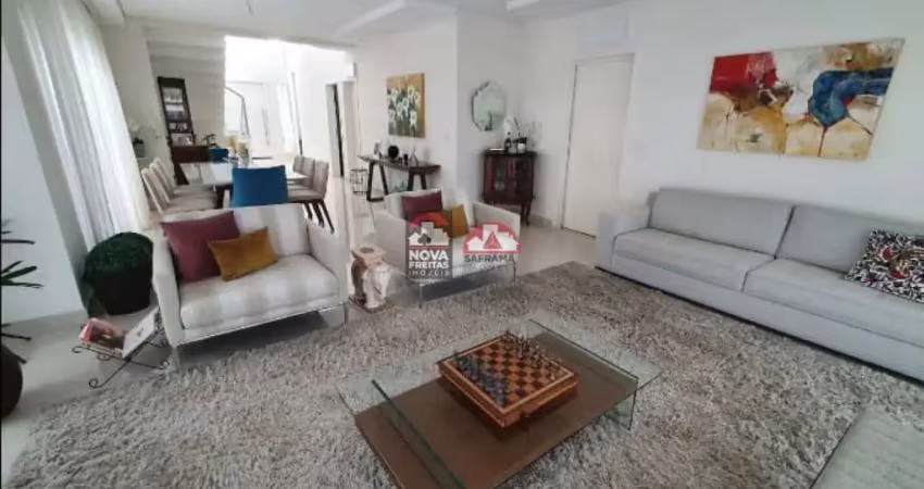 Casa Sobrado Condomínio em São José dos Campos