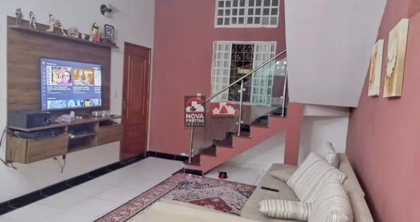 Casa Sobrado Padrão em Jacareí