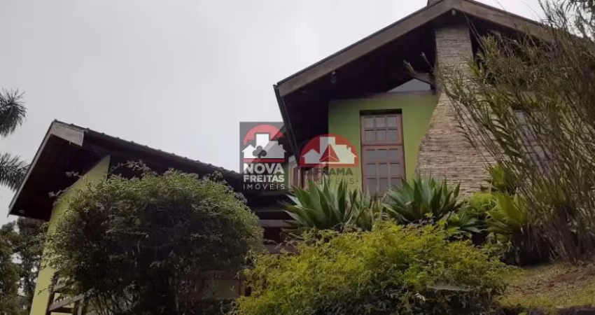 Casa Sobrado Condomínio em Santo Antônio do Pinhal