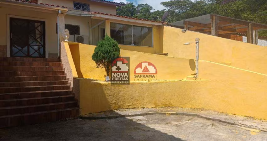 Casa Padrão em SÃO SEBASTIÃO