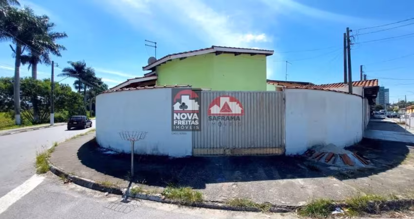 Casa Padrão em Pindamonhangaba