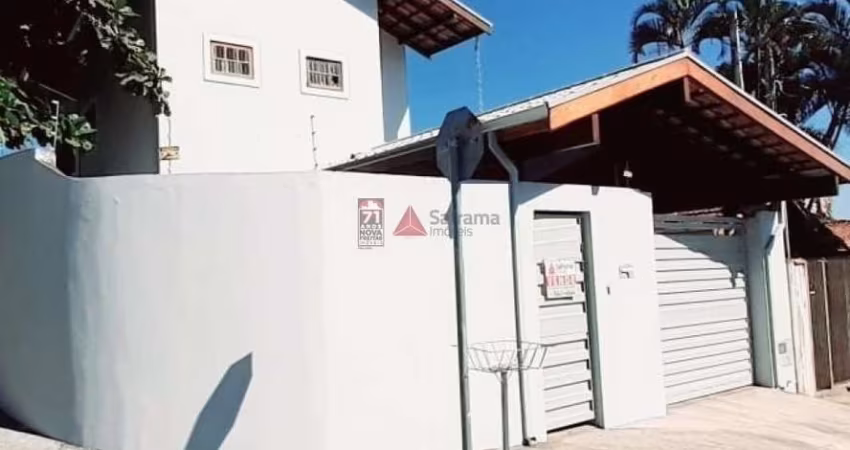 Casa Sobrado Padrão em Pindamonhangaba